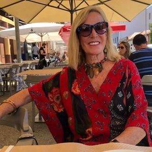 Meet your Posher, Catherine